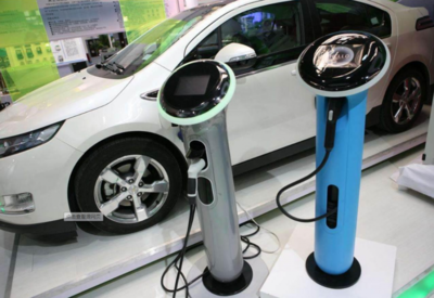 工信部公布新能源汽车生产企业及产品准入条件，全球聚焦新能源汽车产业发展